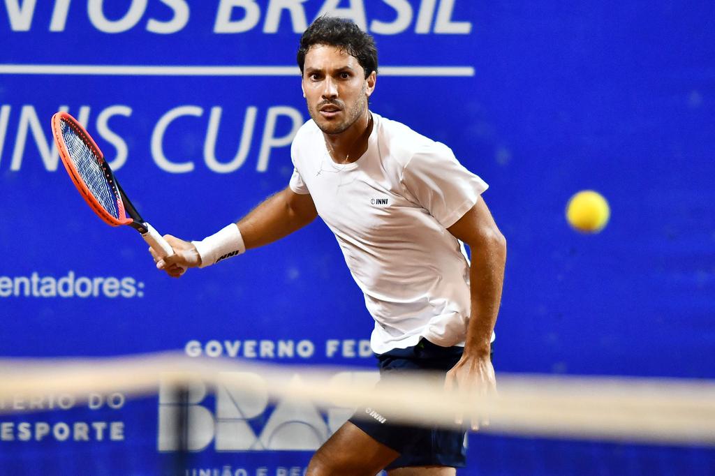 Pavlos, caçula dos Tsitsipas, joga em São Paulo na próxima semana